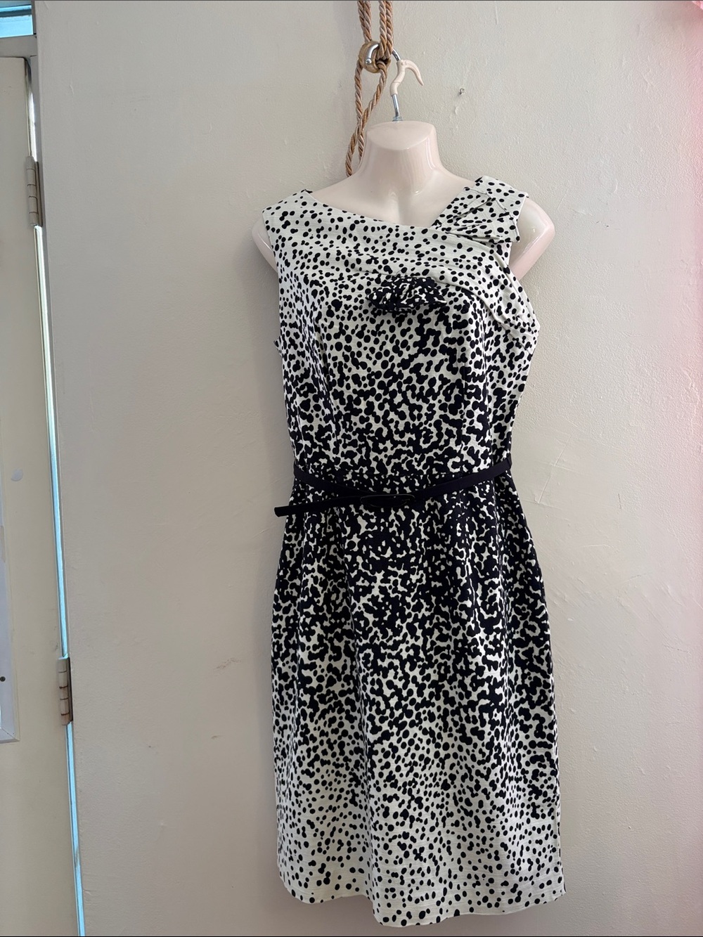 Nine West One-Shoulder Black and White Spot Print Dress.